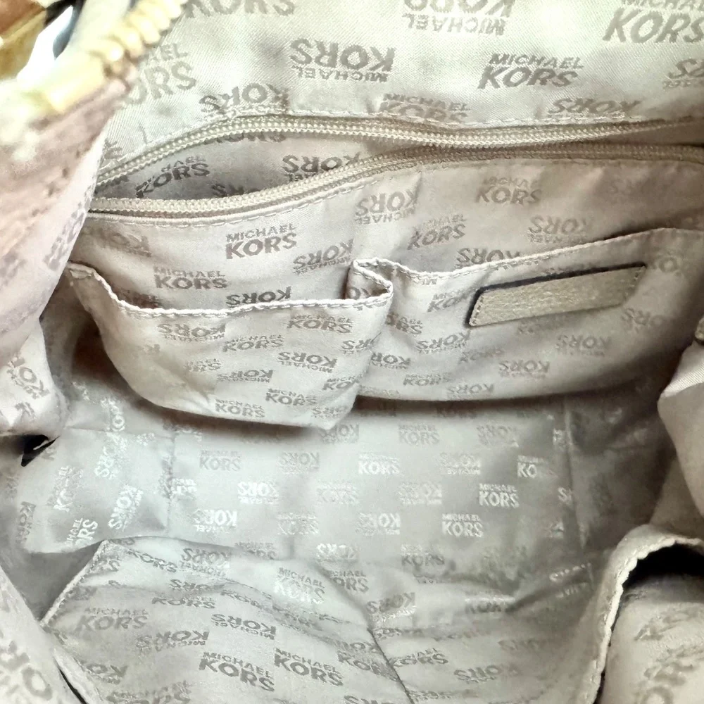 Michael Kors Bowery Hobo